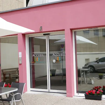 Aparthotel La Providence Zenao